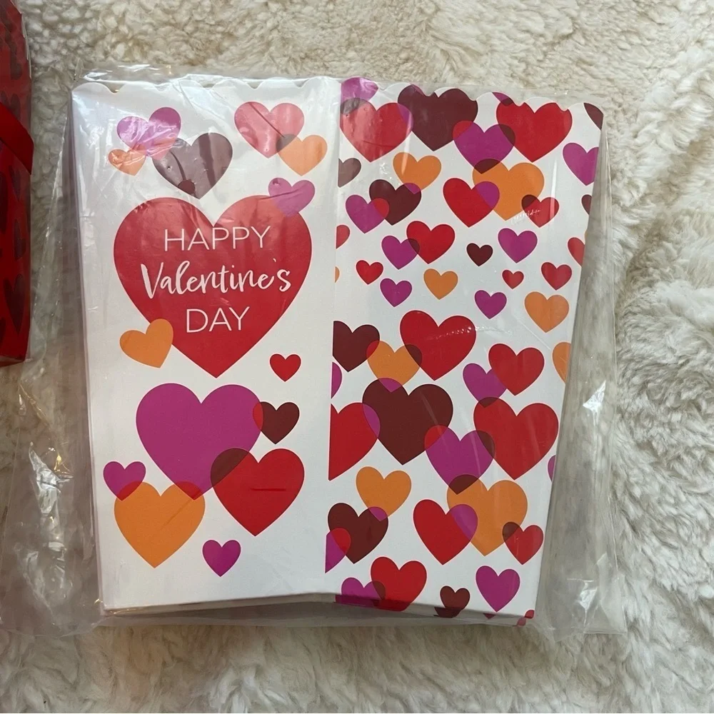 Way to Celebrate‎ Red Heart Gift Boxes and Popcorn Boxes